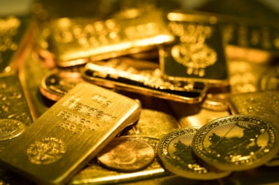金价冲高5280美元后快速回落 黄金期货回调原因分析，黄金急速下跌30美元